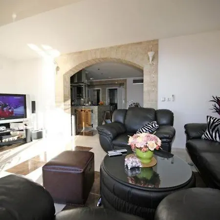 Ana - Four Bedroom With Terrace, Sea View And Private Pool דירה *