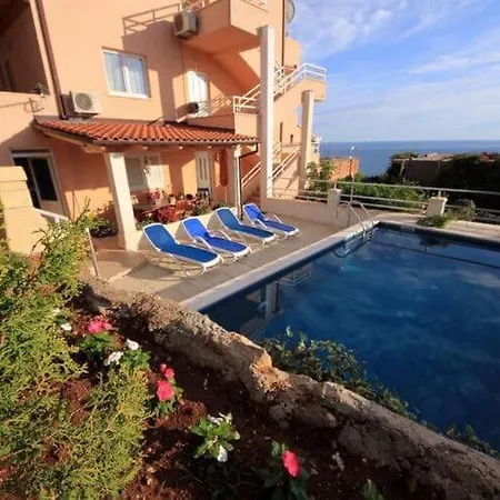 Ana - Four Bedroom With Terrace, Sea View And Private Pool * קאבטאט